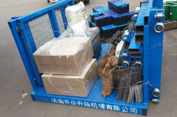 導軌式升降（jiàng）平台製作完成 